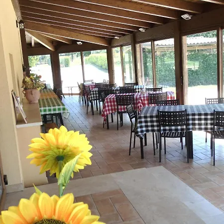 Agriturismo Poponi Camera Rosa-2